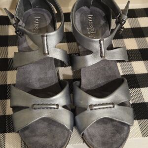 bussola Metallic Gray Women's Strappy Sandals Size 40 Which Is 9 To 9.5
